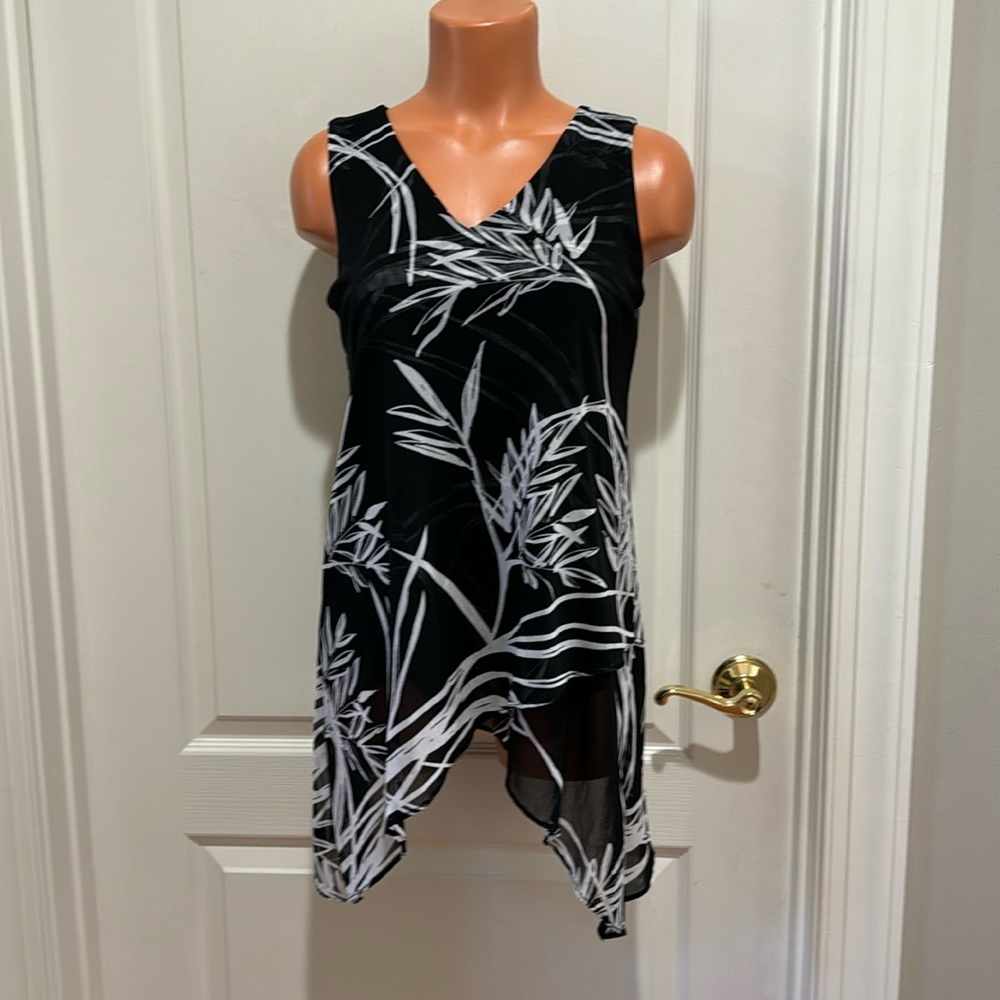 ALFANI Tunic Mesh Black White Palm Print Handkerchief Hem Petite Small PS SP $60 - Picture 3 of 11